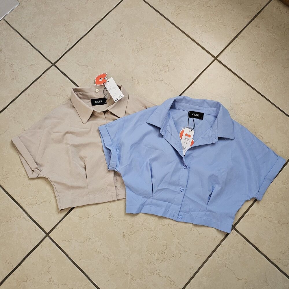 NWT Lot of 2 Cider Women Size M Blue And Beige Sleeve Button Up Pleated Crop Top